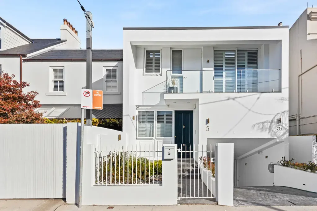 Contemporary Paddington Terrace – 3 Bedrooms + Media Room, Garage, and Prime Location