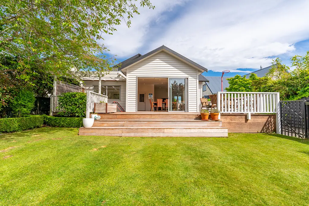 Highfield 3房  You will have a problem.