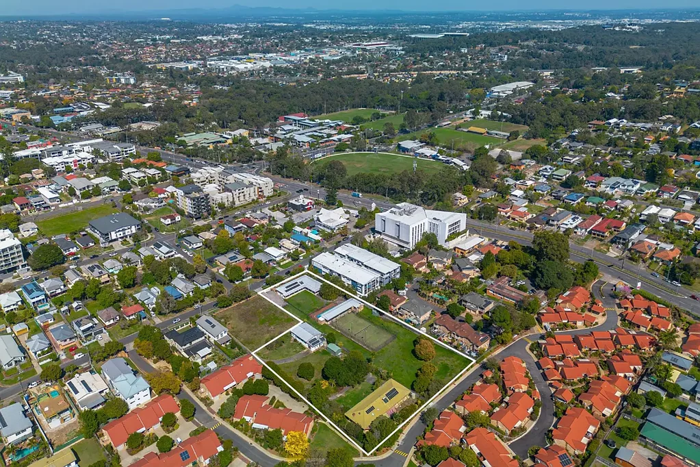 Upper Mount Gravatt 稀缺土地 38米大街面 5层住宅开发 中层公寓楼 80个单位 Landmark Residential development Opportunity in Upper Mount Gravatt