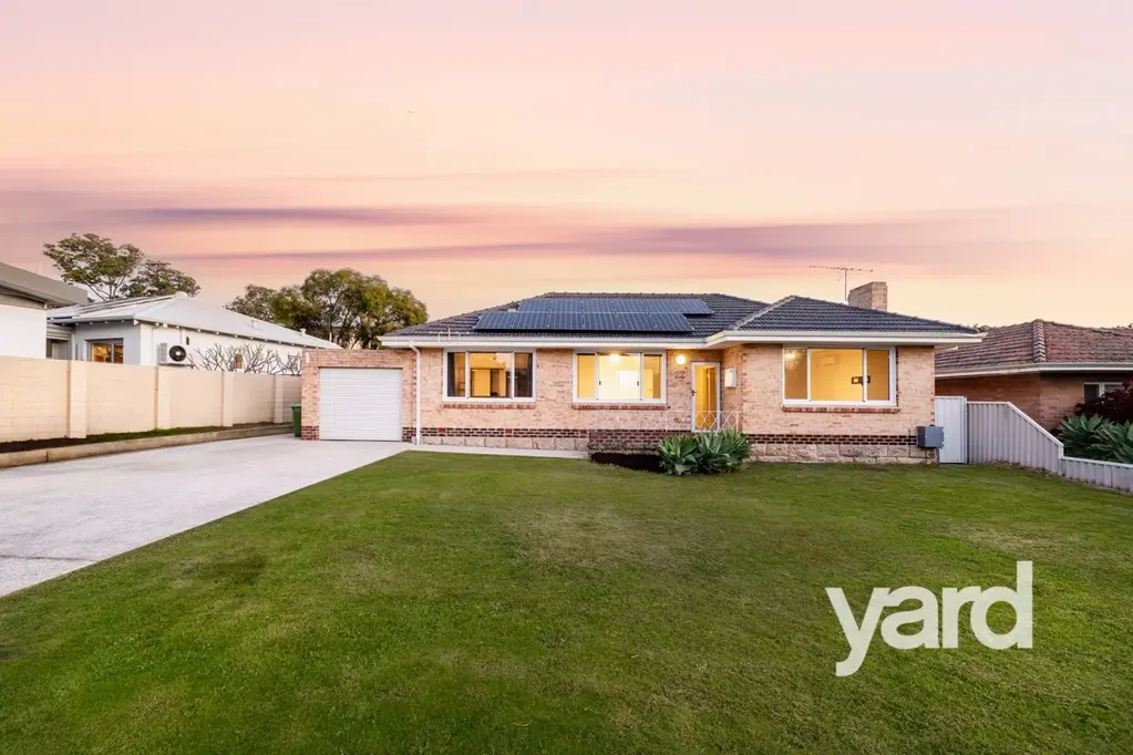 22 Davy Street, Alfred Cove, WA 6154