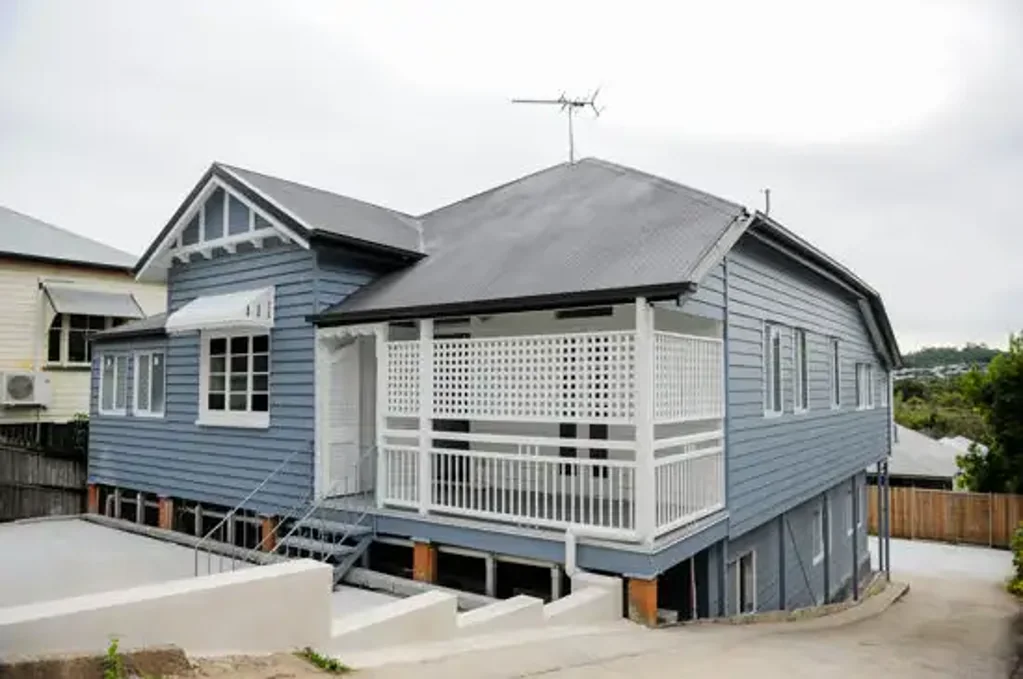 Stunning Views with Duel Living Flexibility in the Heart of Herston