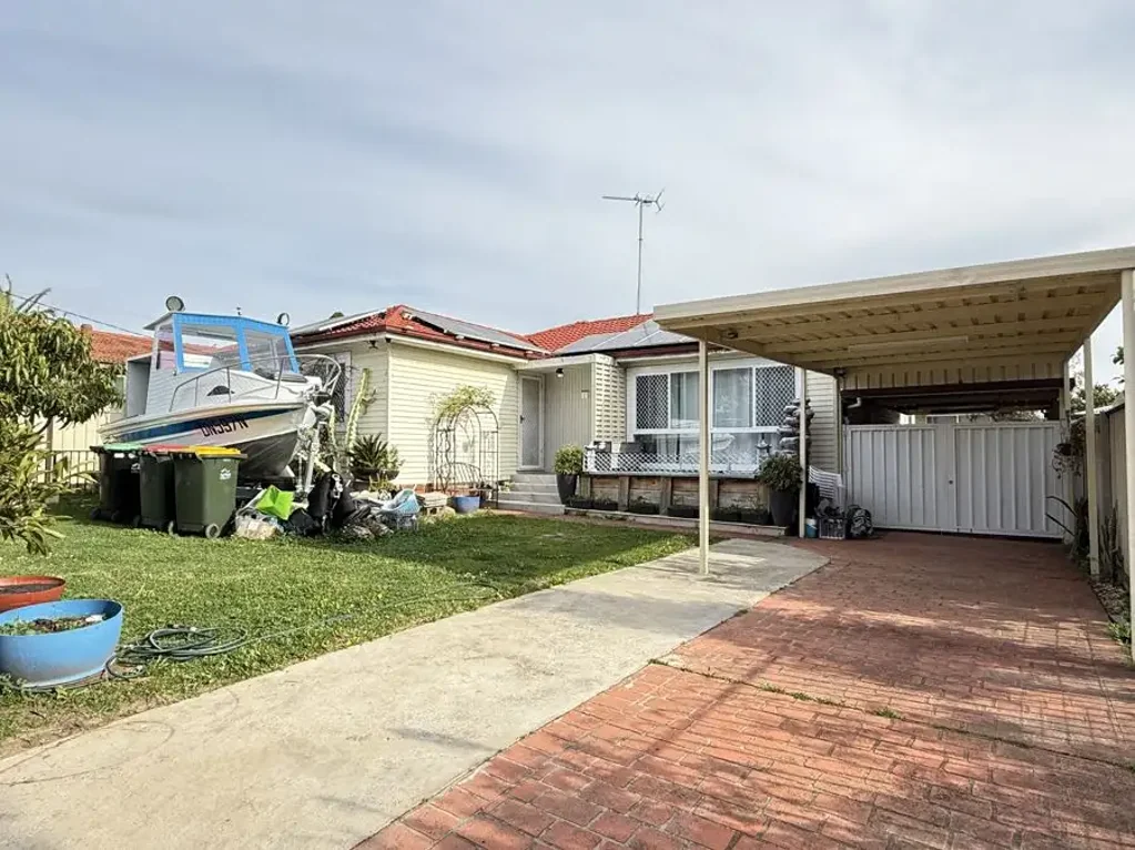 Spacious 4-Bedroom Family Home