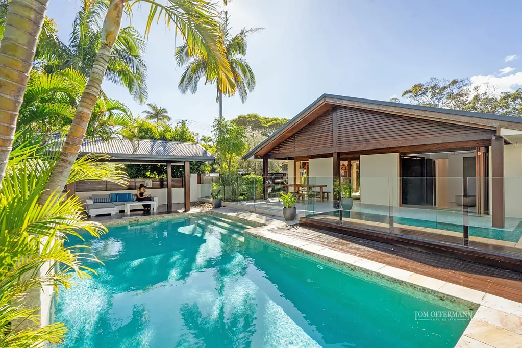 Sunshine Beach 3房  Holiday Let - North-facing, sun-drenched and coastal to its core - Sun, salt and the village at your door