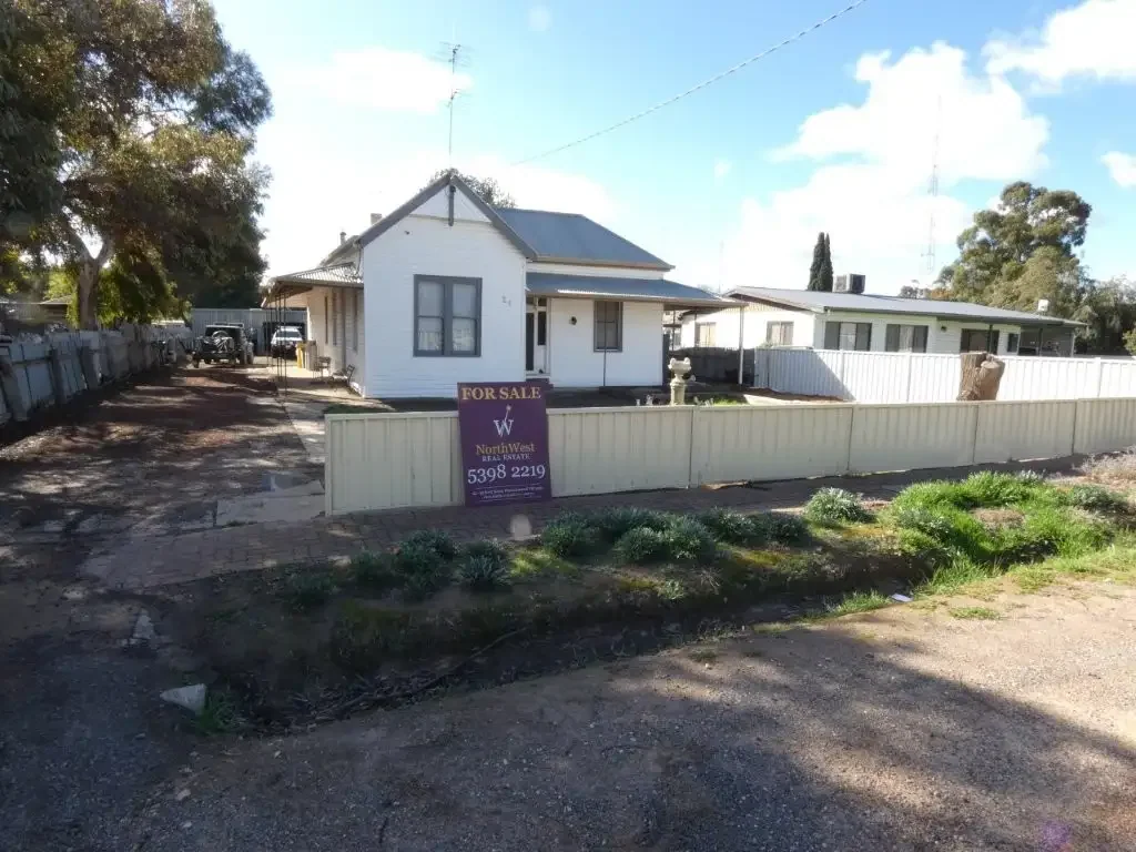 21 Bell St, Beulah, VIC 3395