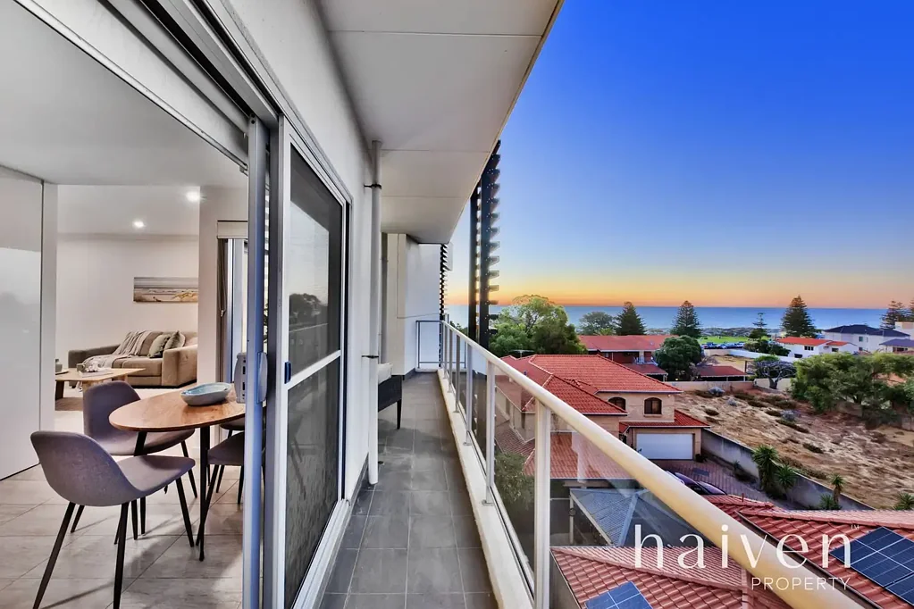 16/285 West Coast Highway, Scarborough, WA 6019