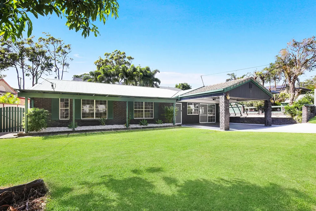 5 Sun Valley Drive, Ashmore, QLD 4214