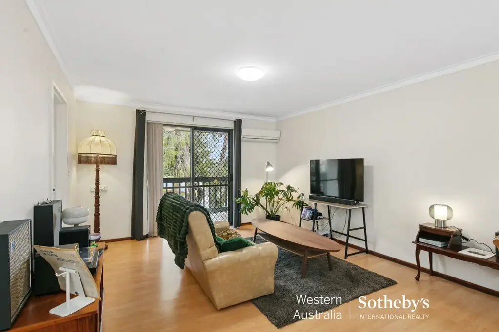 14/4 Swanbourne Street, Fremantle, WA 6160