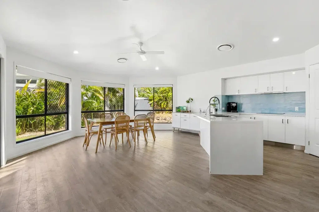 Tweed Heads South 4બેડરૂમ Family living at its best!