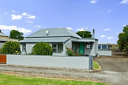 31 Main Street, Beeac