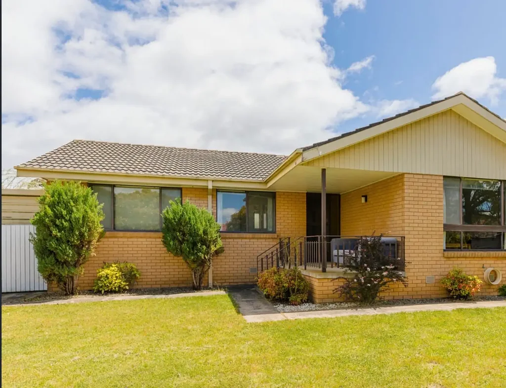 Beautifully Renovated Family Home with Two Carports & Outdoor Entertaining in Prime Kaleen Location