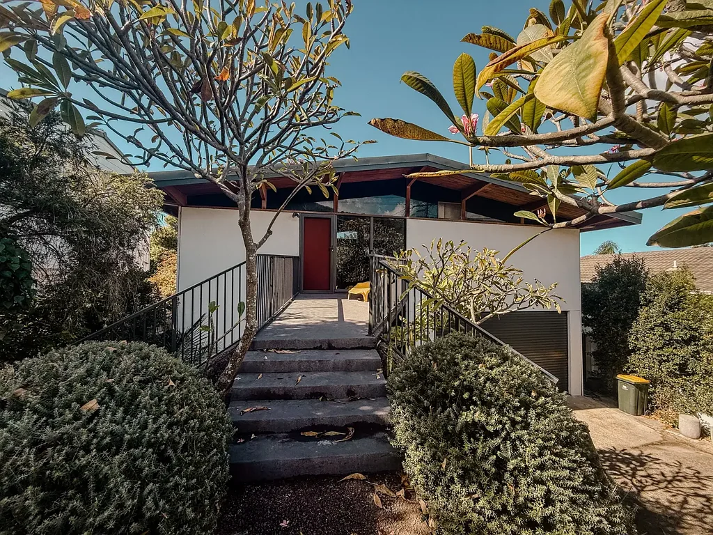 Mid Century Gem