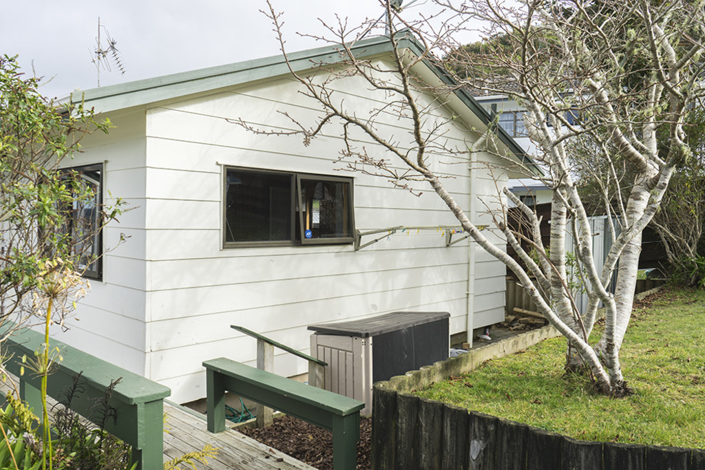 68a Percy Dyett Drive, Karori, Wellington, 1 Bedrooms, 1 Bathrooms