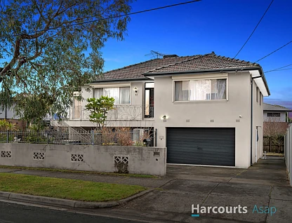 17 Service Road, Blackburn, VIC 3130, 9 રૂમ, 2 બાથરૂમ, House