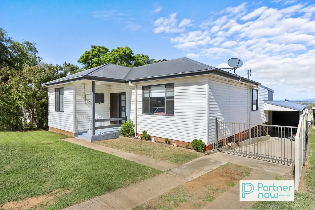 7 Peel Street, Tamworth, NSW 2340