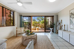 11/45 Bradman Avenue, Maroochydore
