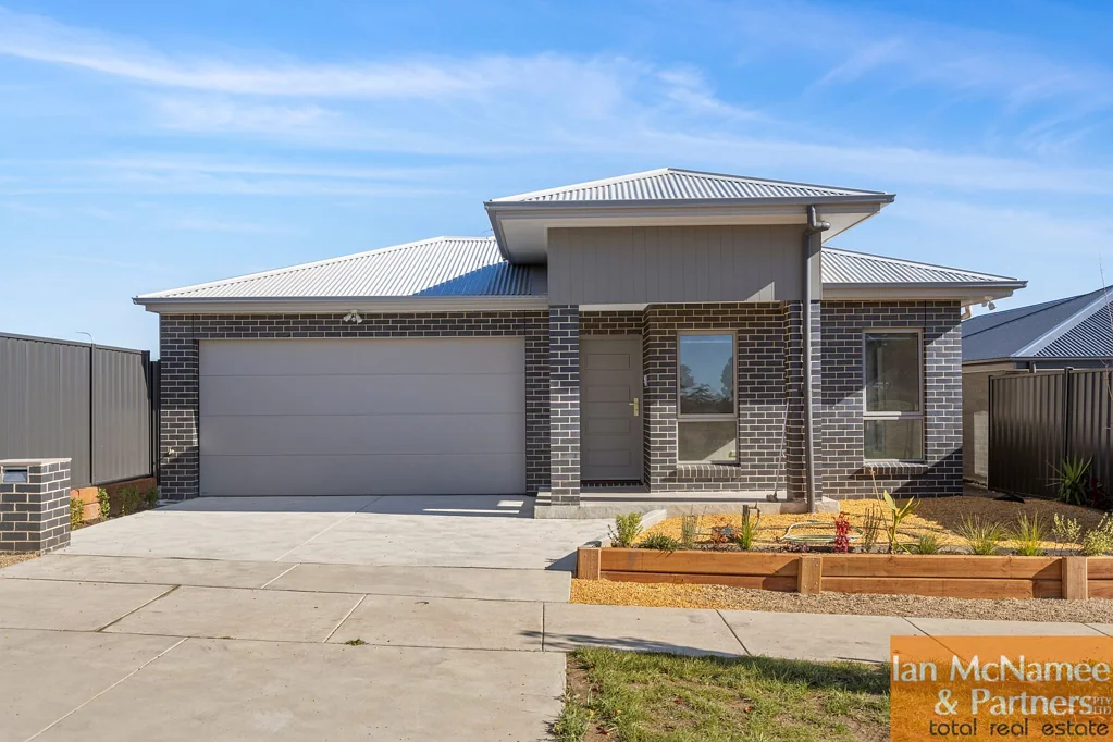 76 Alpine Ash Way, Tralee, NSW 2620