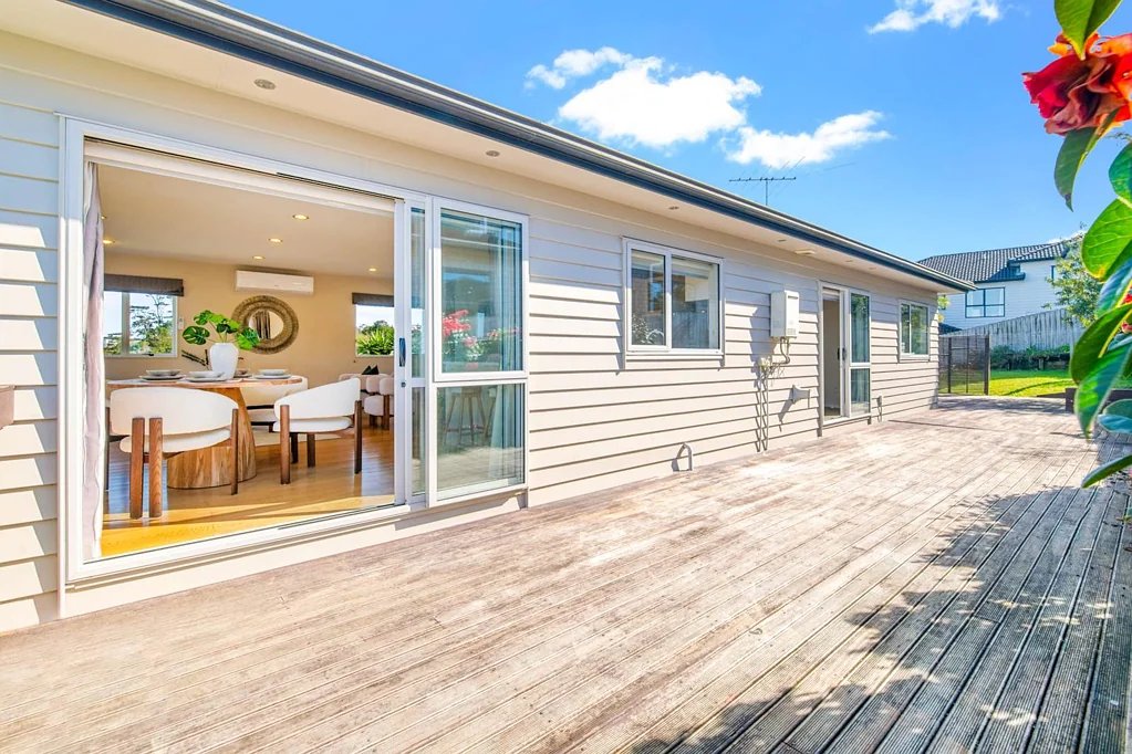 64 Travis View Drive, Albany, North Shore City, Auckland