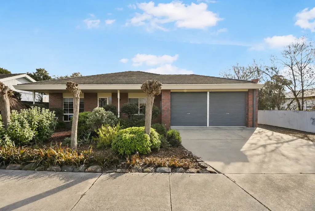 Horsham 3Zimmer Spacious, Immaculate and Ready to Enjoy