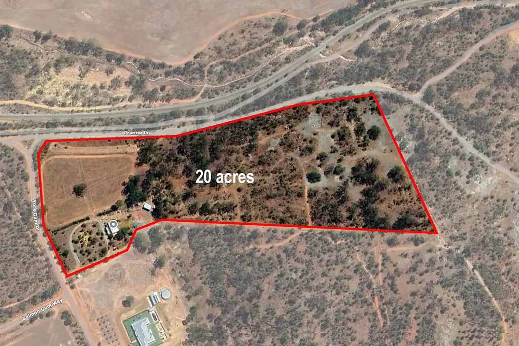 Goomalling 3房  Escape to space, comfort, and country charm with this beautifully presented 3-bedroom, 2-bathroom home set on an expansive 20-acre property