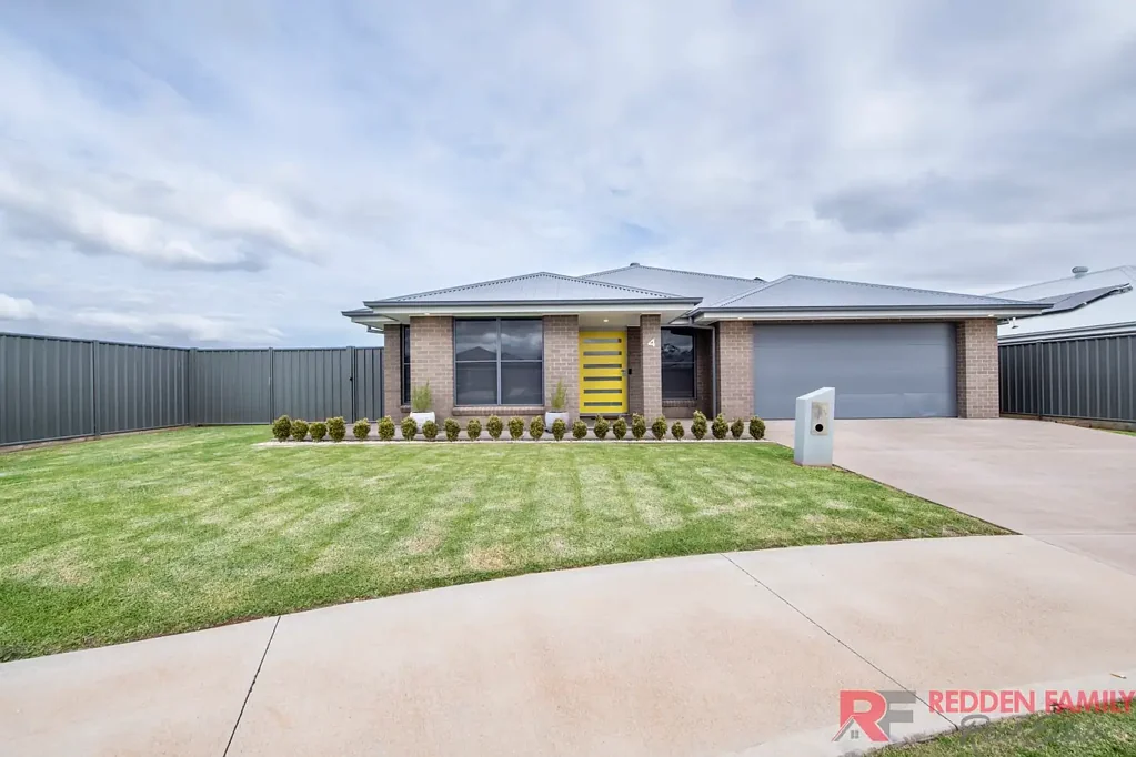 Dubbo 4Moenga Pure Perfection & Elegance!