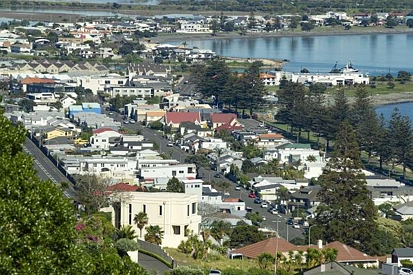 最新房价报告：2025年新西兰房市收官，这些地区逆势大涨超10%！