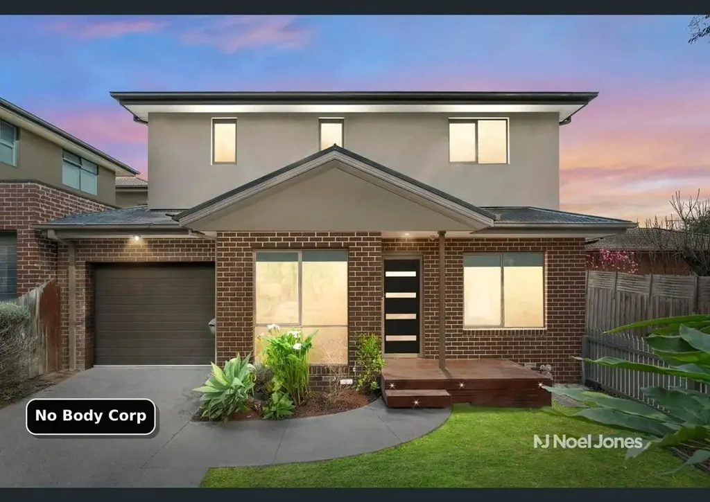 Blackburn 3房 现代便利，无需支付物业管理费 Modern Convenience With No Body Corporate