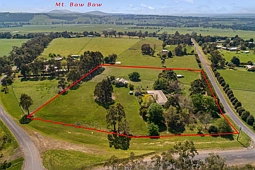 5 Elizabeth Court, Westbury
