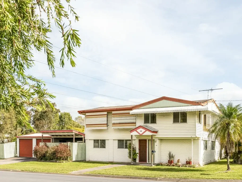 30 Moffat Street, Oxley, QLD 4075