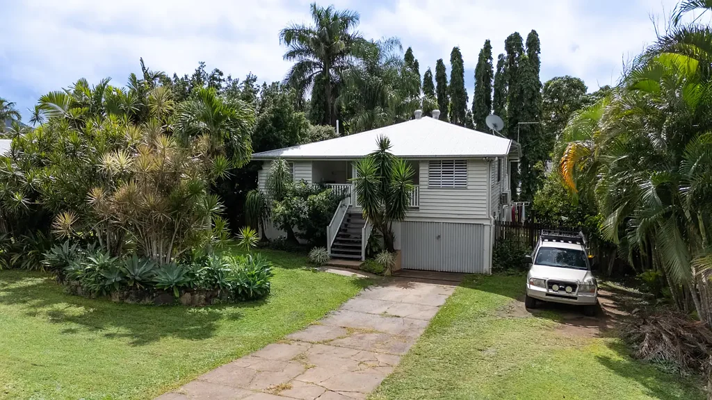 Cannonvale 3침실 Character Queenslander with Flexible Living