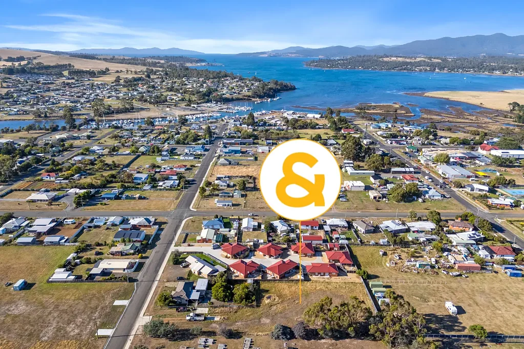 Triabunna PRICE REDUCTION - Attention Developers - Level Unit Block