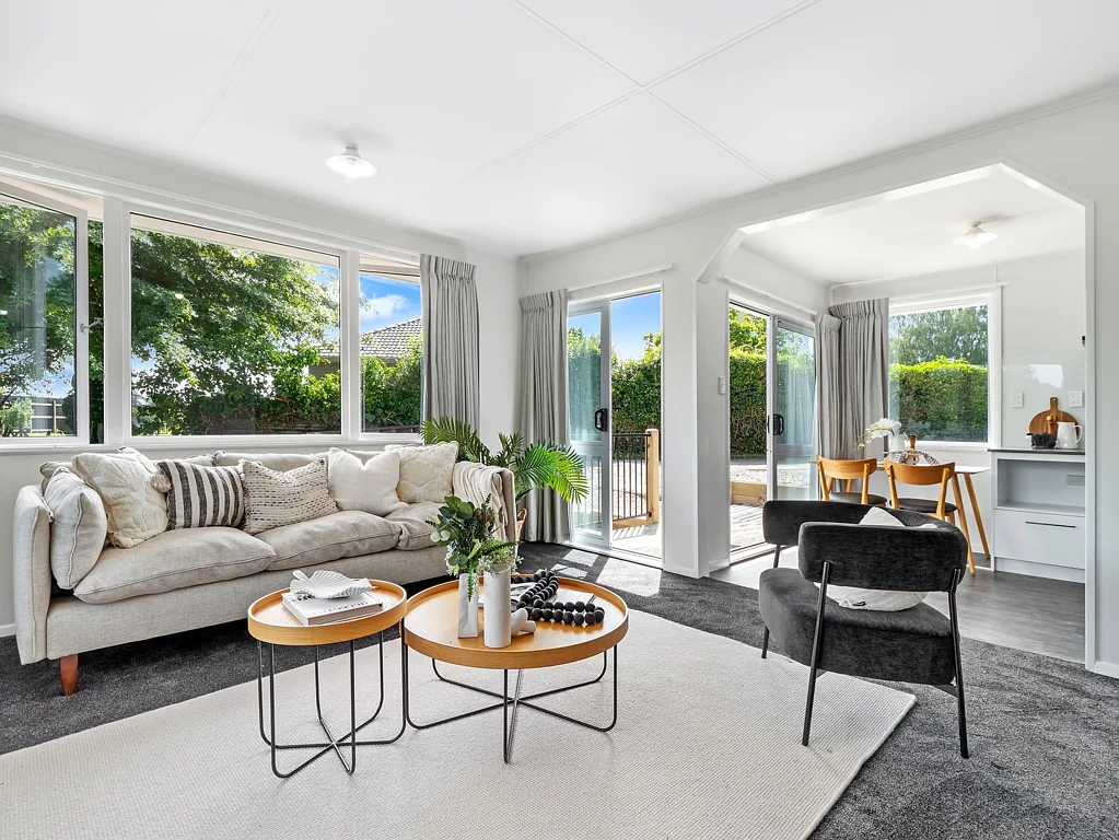 Fordlands 2Habitaciones Affordable, Renovated, Vendor wants Sold!