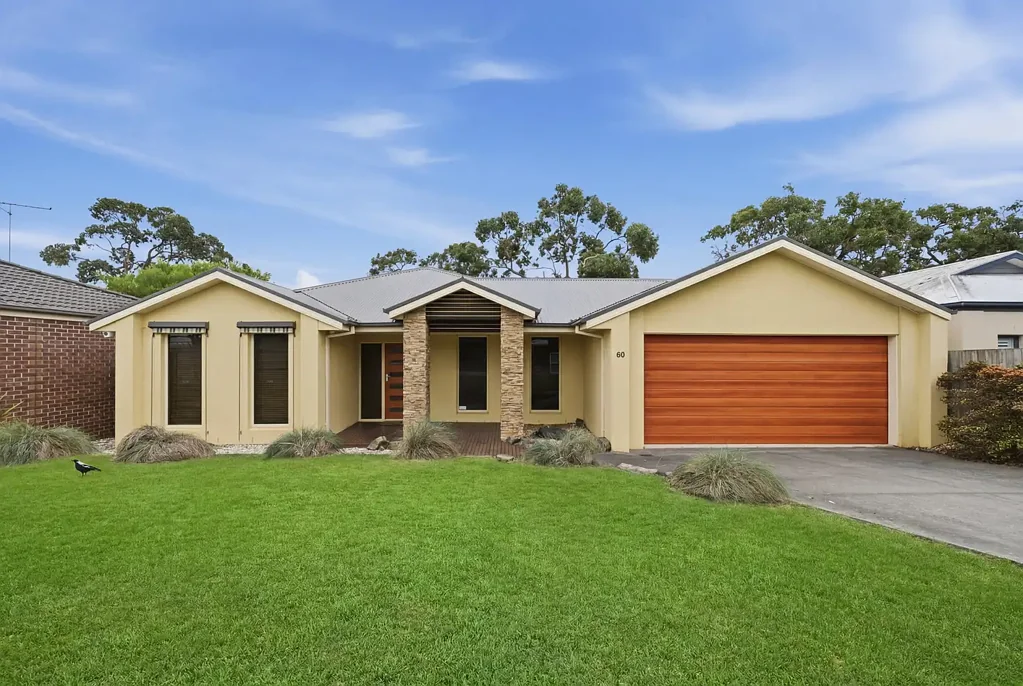 Inverloch 4Kwarto Immaculate Family Living in Woodland Heath Estate