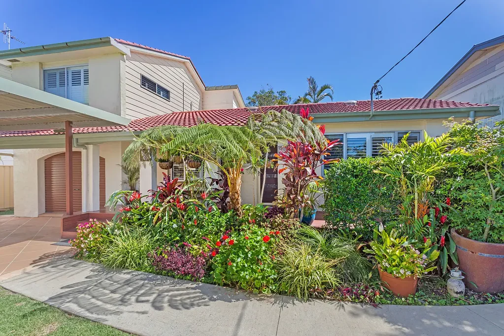23 Old Bar Road, Old Bar, NSW 2430