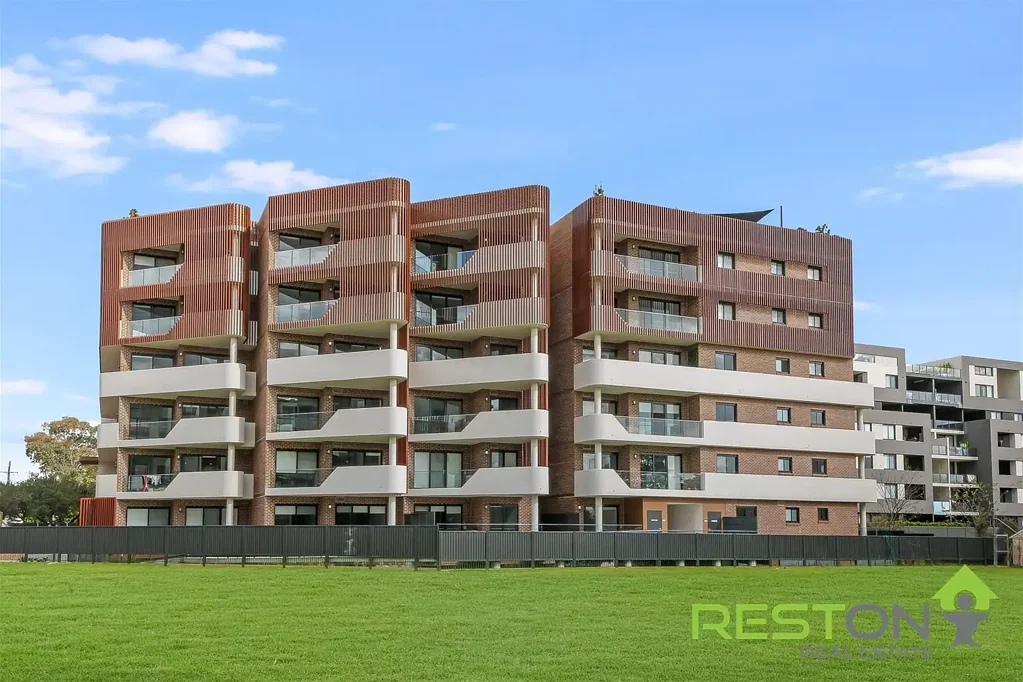 LUXURY APARTMENT IN THE HEART OF BLACKTOWN