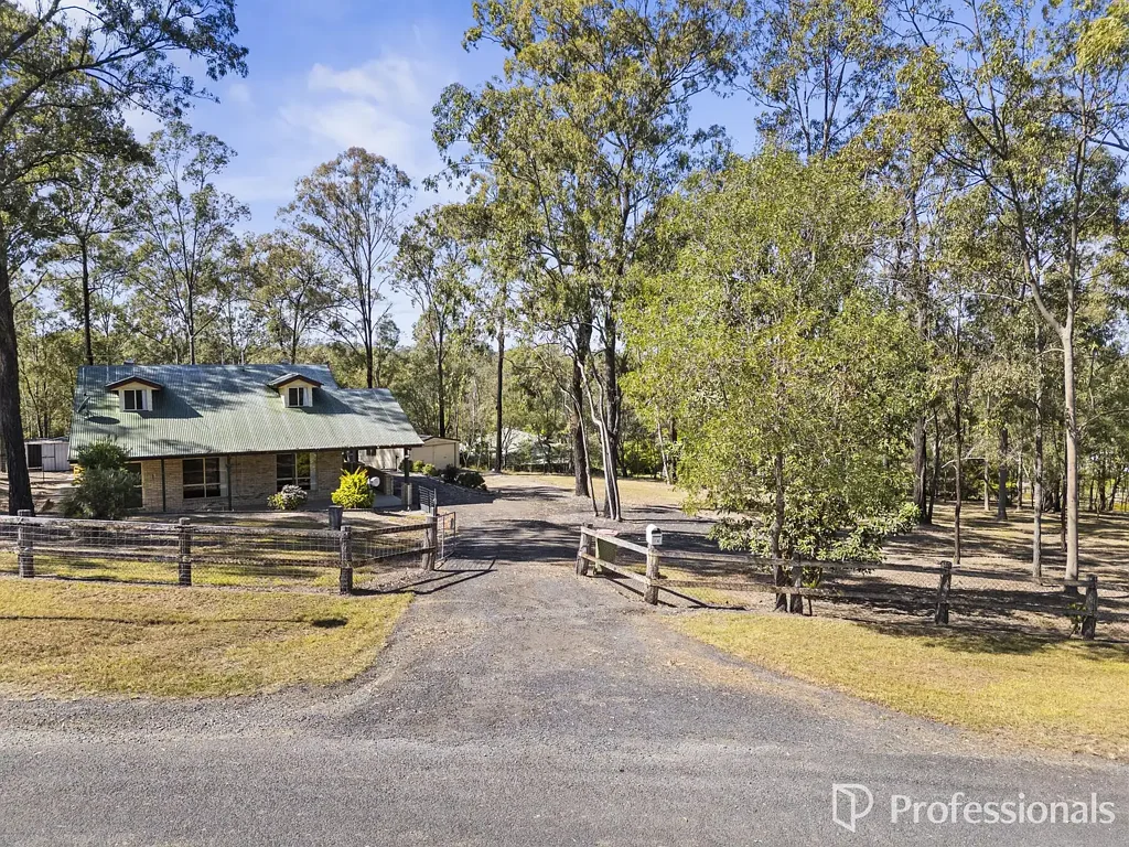 Flagstone 5房  Character, Charm & Endless Potential on 1.2ha in Flagstone