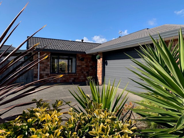 5 Lambert Way, Paraparaumu