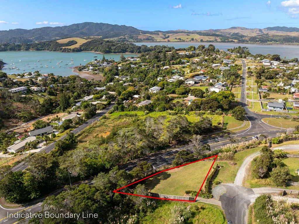 Mangonui  Vendors Want Action!