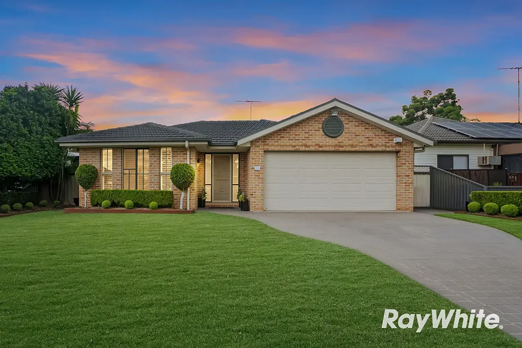 13 Dan Crescent, Colyton, NSW 2760