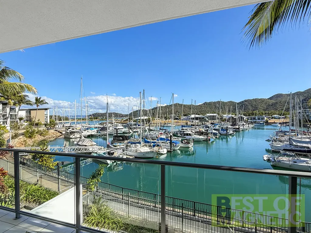 Nelly Bay 3房  Middle Floor Blue on Blue Luxury Apartment