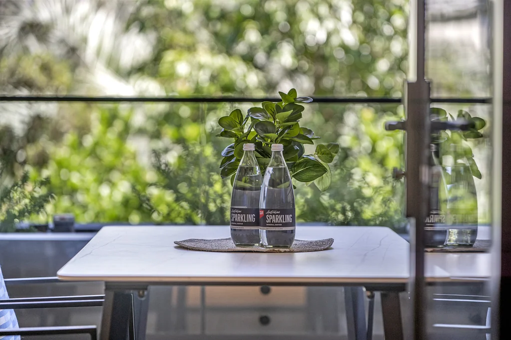 Killara 2غرفة نوم Brand-new, serene, walk-to-everywhere convenience