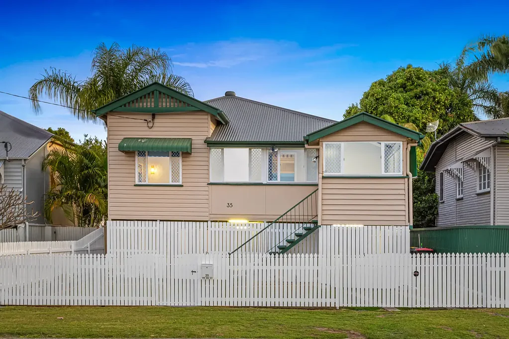35 Church Street, Allenstown, QLD 4700