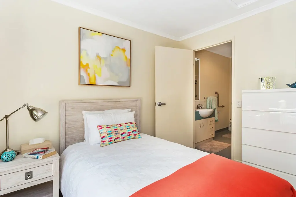 Single Catered Unit with lunch package included* – Rent in Seniors' Community