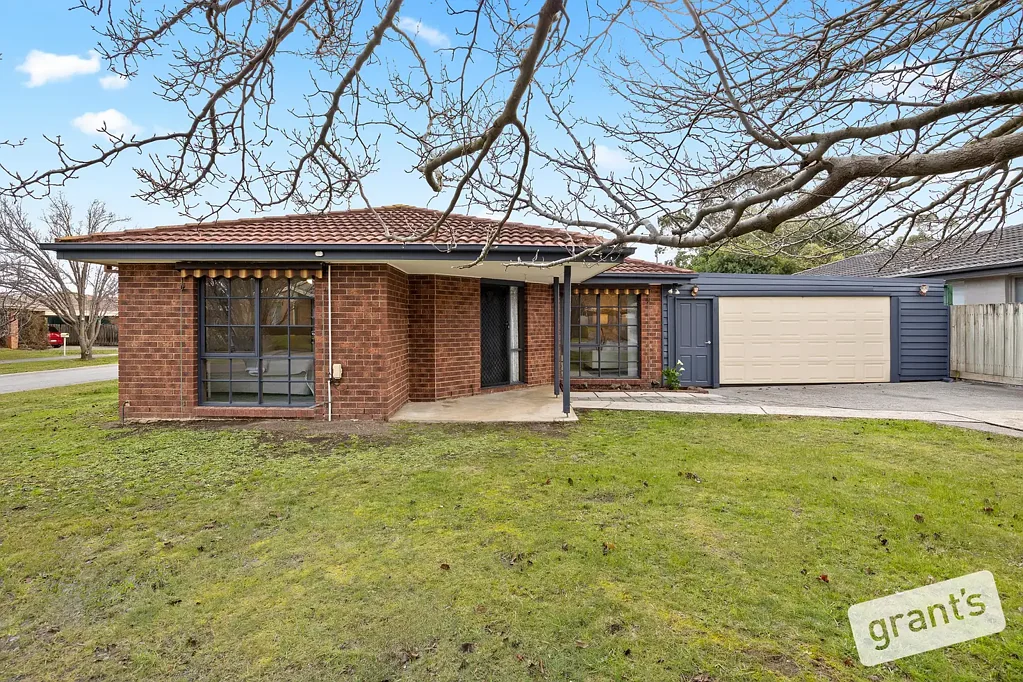 1 Quadrat Close, Berwick, VIC 3806