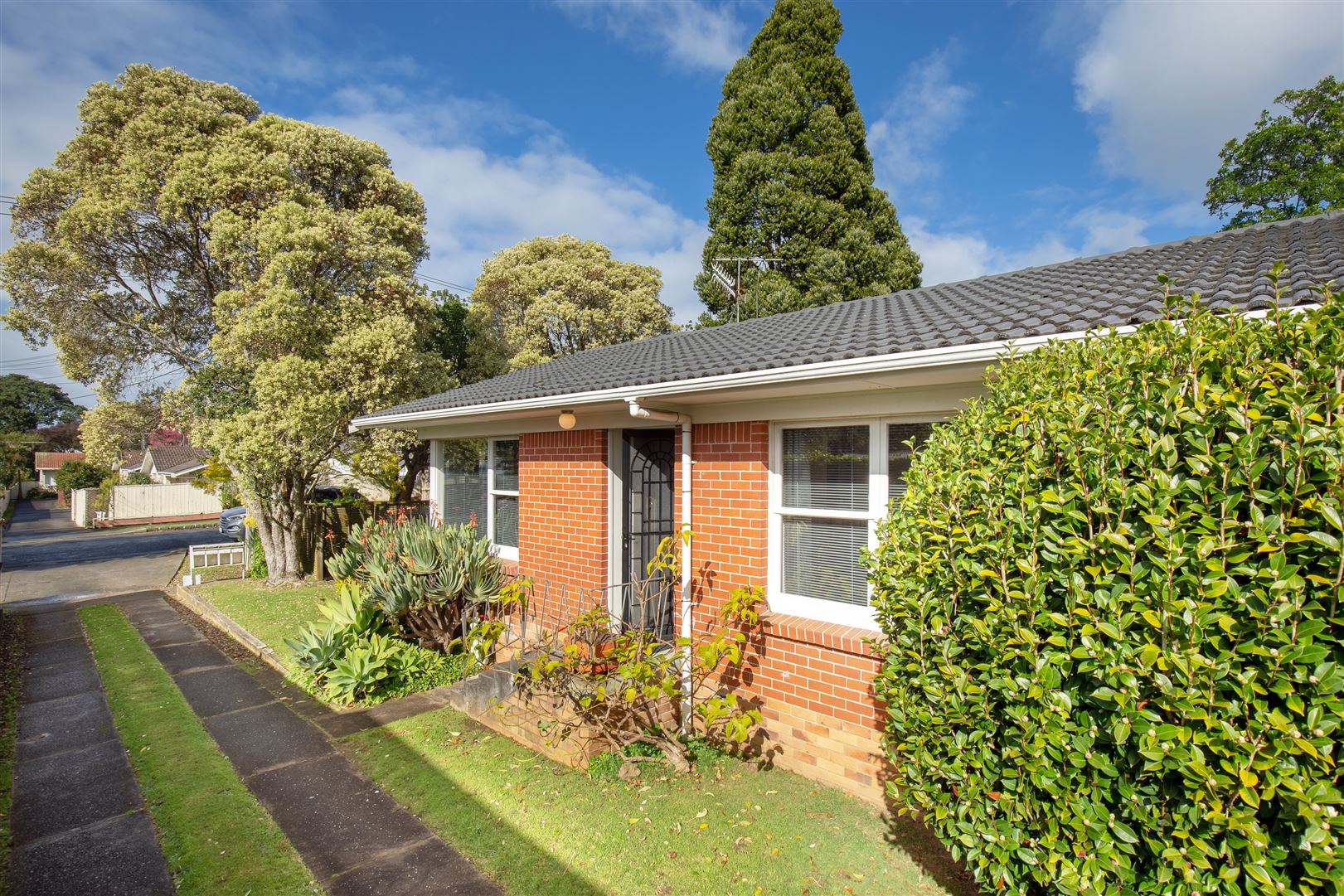 1/27 Puriri Avenue, Greenlane, Auckland, 2 Bedrooms, 1 Bathrooms