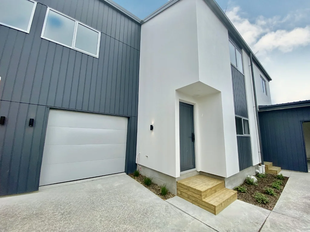 3 bedroom townhouse, New Brighton