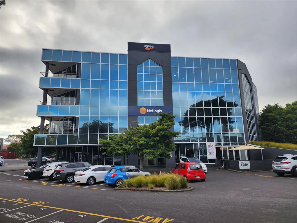 Ellerslie CBRE - Impressive Office Space on Great South Road