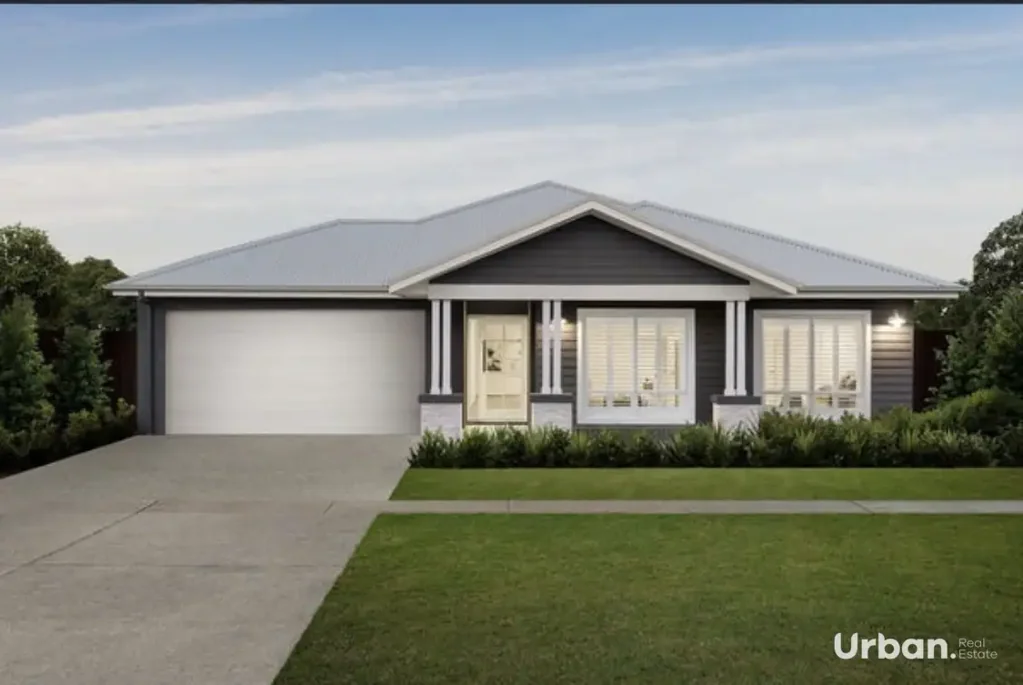 Luxury Ex-Display Home – Four Bedrooms for Lease in Lochinvar!