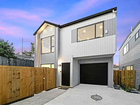 15 Quibray Place, Botany Downs, Manukau City, Auckland