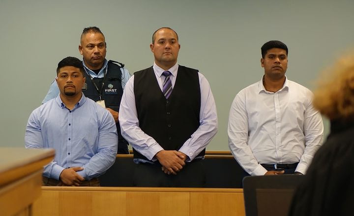 一波三折!奥克兰Paremoremo监狱互殴事件后续,三名狱警今被宣判无罪