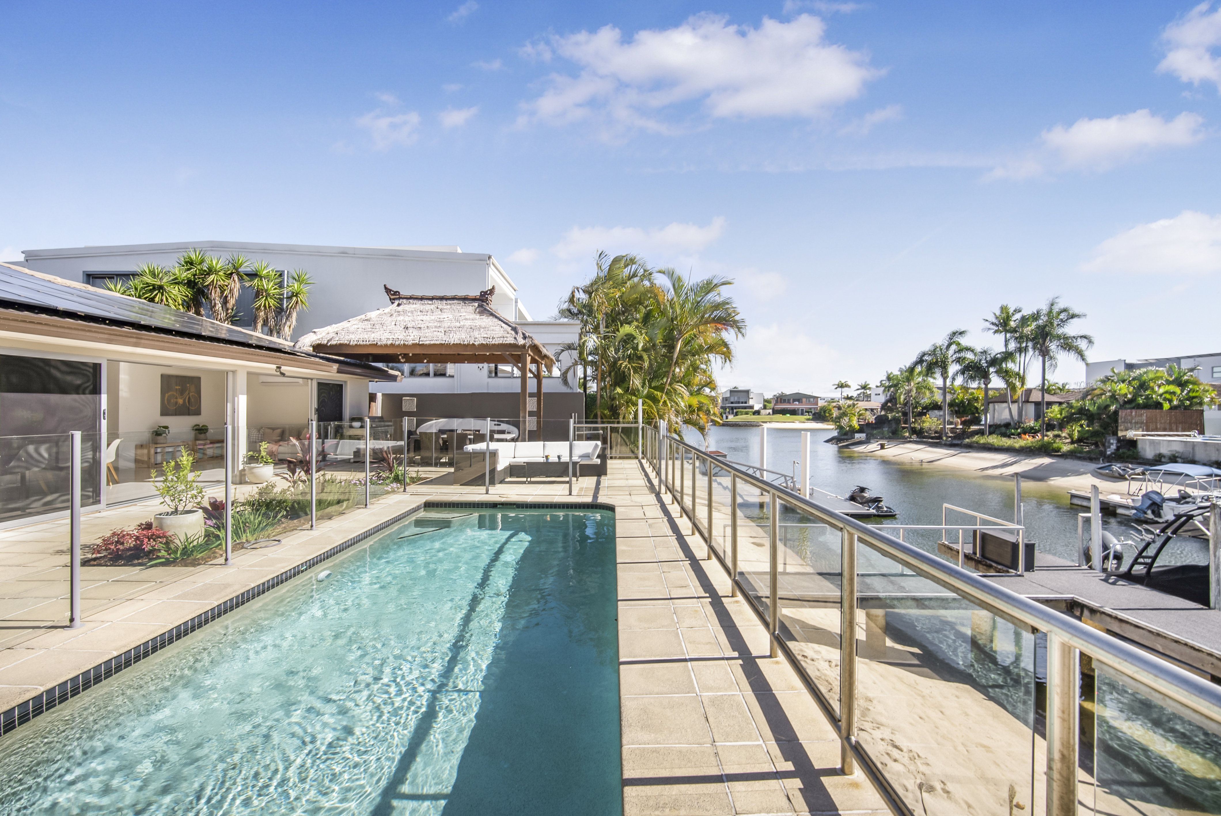 9 CRISTOBEL CT, BROADBEACH WATERS QLD 4218, 0 침실, 0 욕실, House